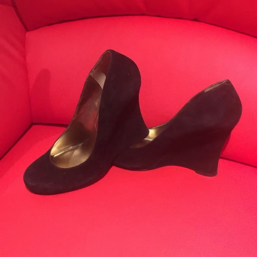 Black platform wedges